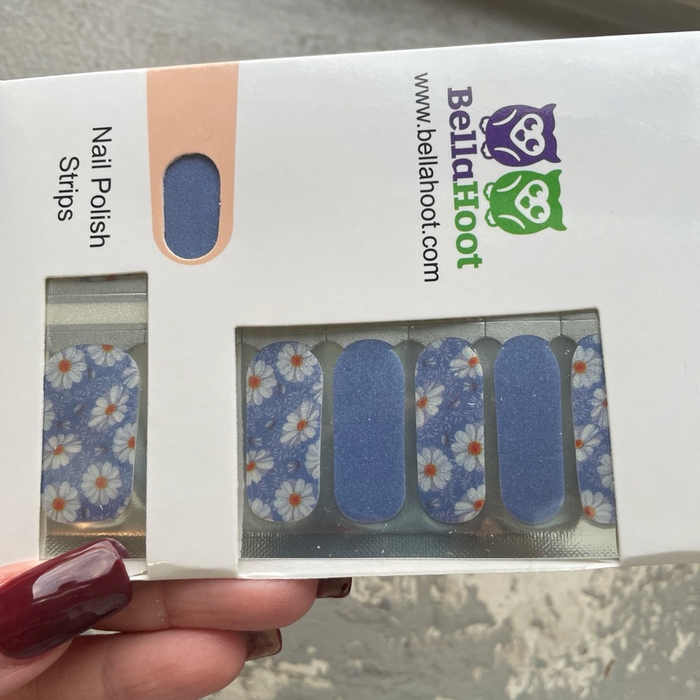 Blue Floral Nail Polish Strips